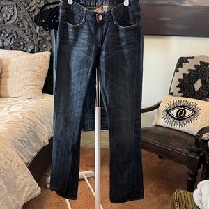 Vintage Classic Earnest Sewn Blue Jean